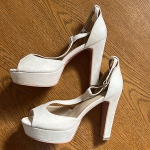 Nude open toe chunky heels
